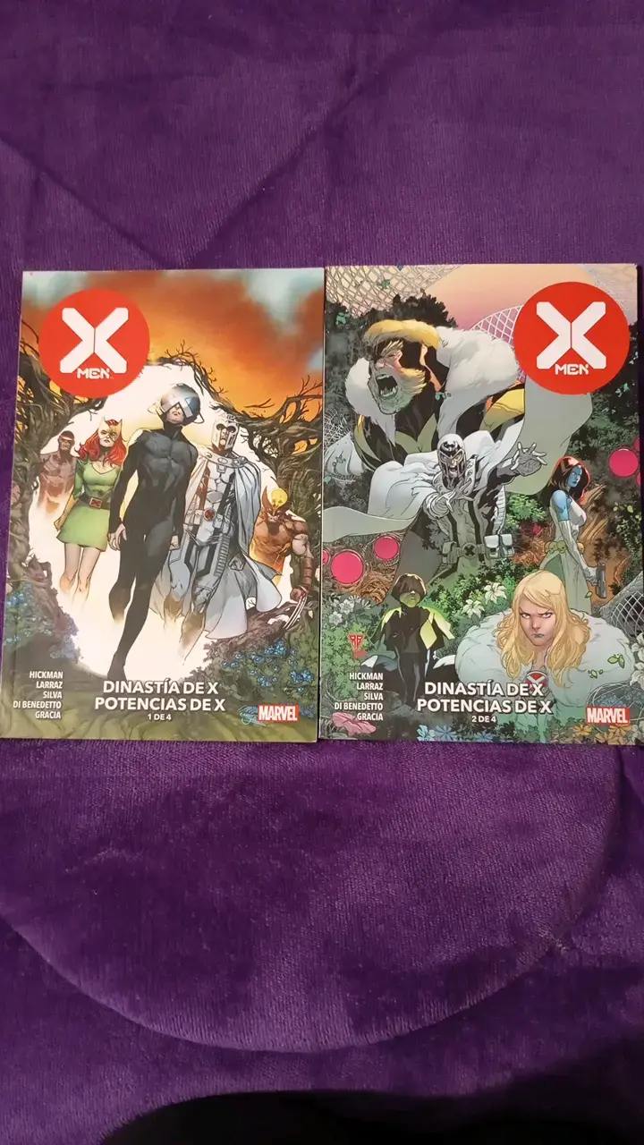 Cómics 1 y 2 de "Dinastía de X Potencias de X - 1