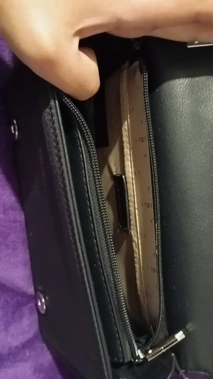 Cartera bandolera negra con cadena Ziol - 5
