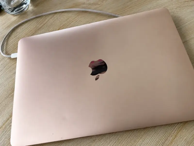 MacBook Air Retina 13,3” 2018 8GB 128GB SSD - 2