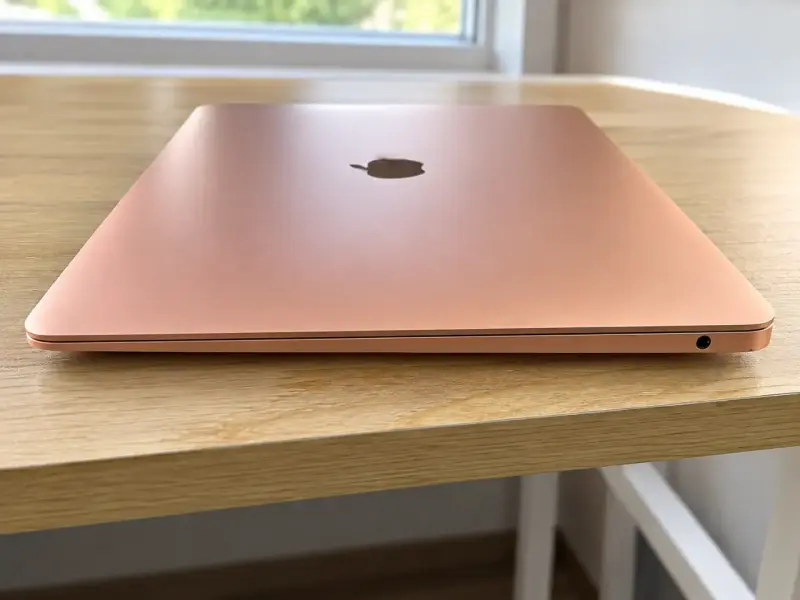 MacBook Air Retina 13,3” 2018 8GB 128GB SSD - 5