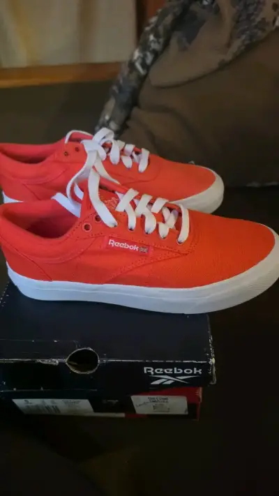 Zapatillas Reebok Club C Coast rojas - miniatura 2