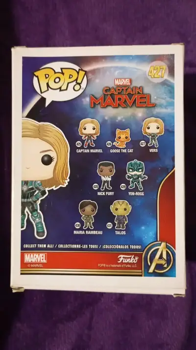 Funko Pop Captain Marvel Vers 427 - miniatura 3