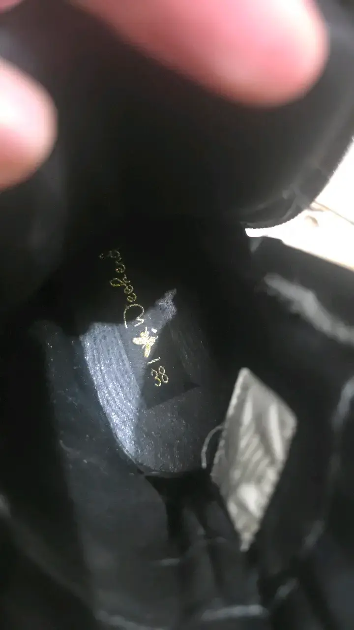 Botines negros con cordones rojos para mujer - 4