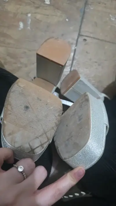 Sandalias de tacón alto plateadas Andarina - miniatura 2