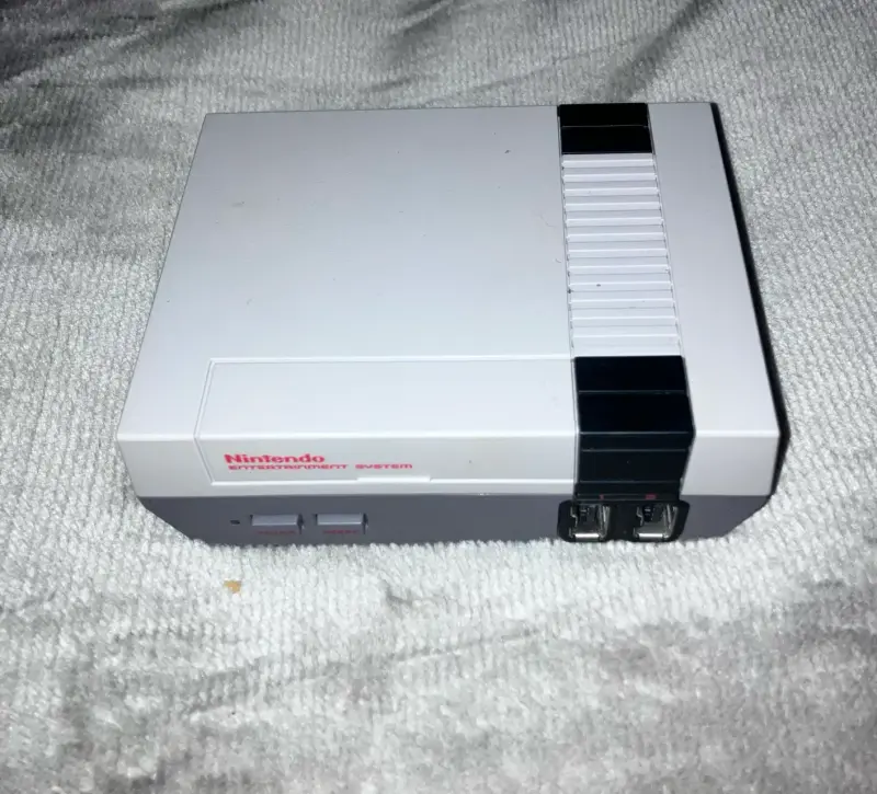 Consola Nintendo NES Classic Edition con Control - 4