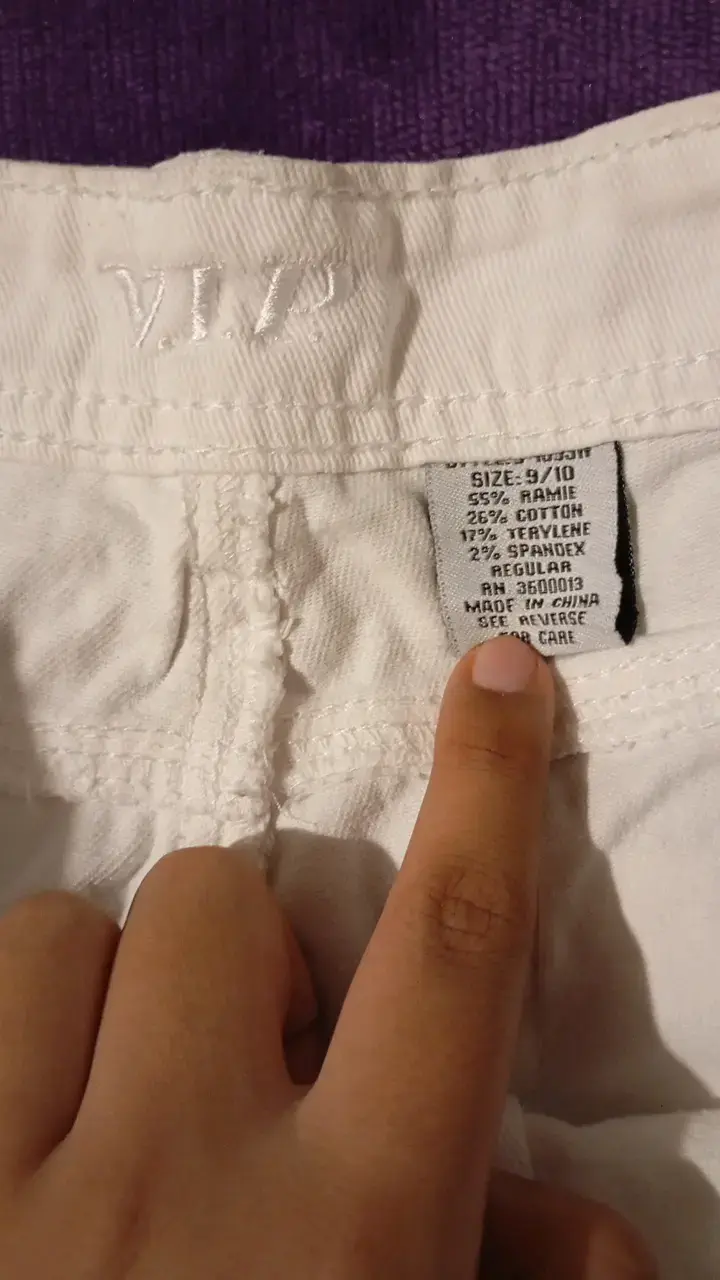 Shorts de mezclilla blancos para mujer - 2