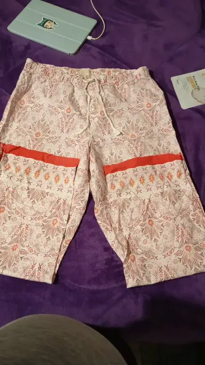 Pantalones estampados florales Love by Gap - miniatura 1