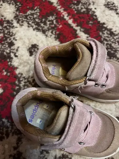 Zapatillas  Hush Puppies rosadas talla 21 - miniatura 3