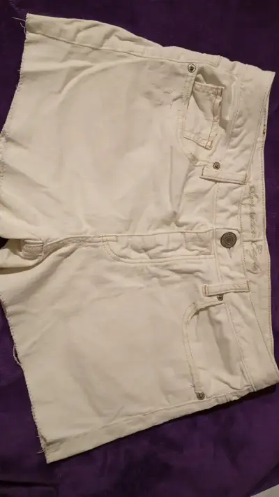 Shorts blancos American Eagle para mujer - miniatura 1