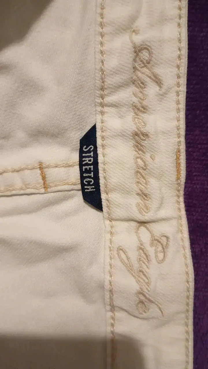 Shorts blancos American Eagle para mujer - 2