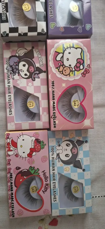 Pestañas postizas Hello Kitty diseño variado - miniatura 2