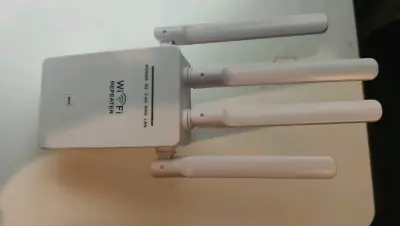 Repetidor Wi-Fi Dual Band con Antenas Externas - miniatura 2