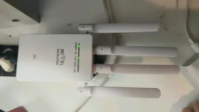 Repetidor Wi-Fi Dual Band con Antenas Externas - miniatura 4