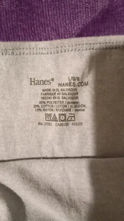 Polera sin mangas gris Hanes para mujer - miniatura 2