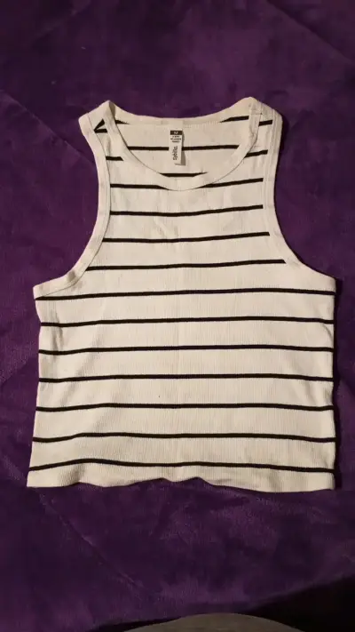 Polera sin mangas a rayas blancas y negras Sybilla - miniatura 1