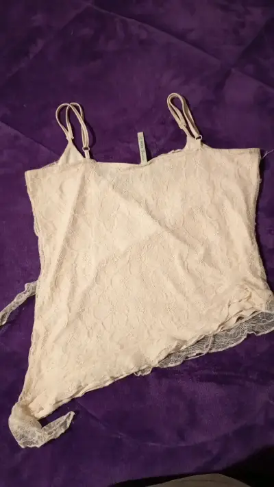 Top de encaje beige Index Basics - miniatura 4