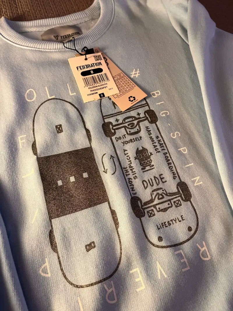 Polerón celeste para niño con diseño de skate Federation - 2