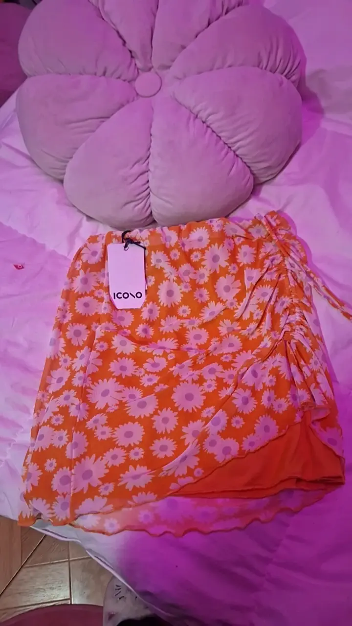 Falda corta floral naranja Icoo