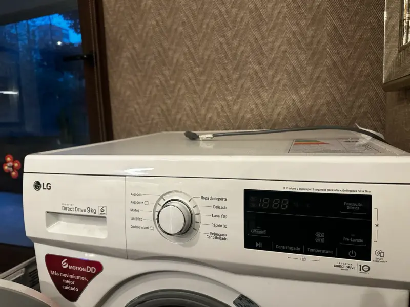 Lavadora LG Direct Drive 9kg en buen estado - 6