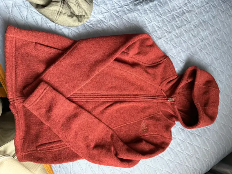 Chaqueta de lana roja The North Face con capucha - 4