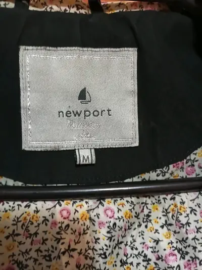Parka negra con forro floral Newport talla M - miniatura 3