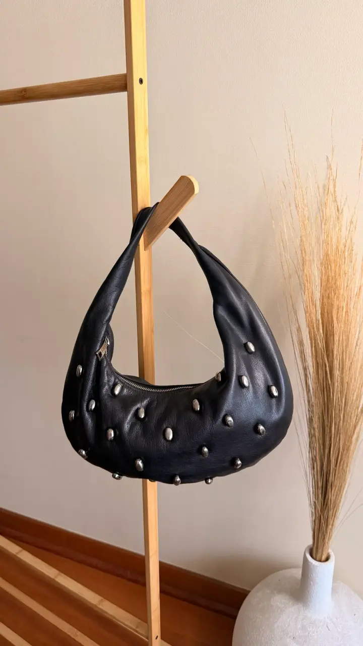 Cartera de cuero María Cher - 1