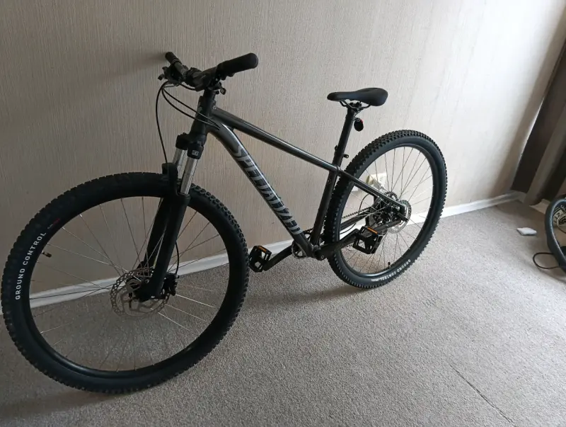 Bicicleta de Montaña Specialized Negra - 2
