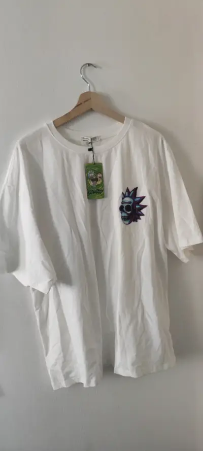 Polera blanca Rick and Morty con estampado - miniatura 1