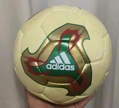 Balón de fútbol Adidas Fevernova dorado - miniatura 1
