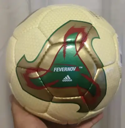 Balón de fútbol Adidas Fevernova dorado - miniatura 2