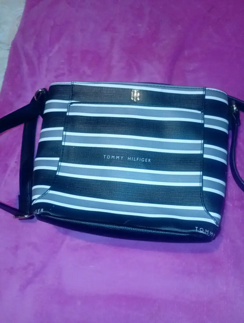 Cartera Tommy Hilfiger - 4