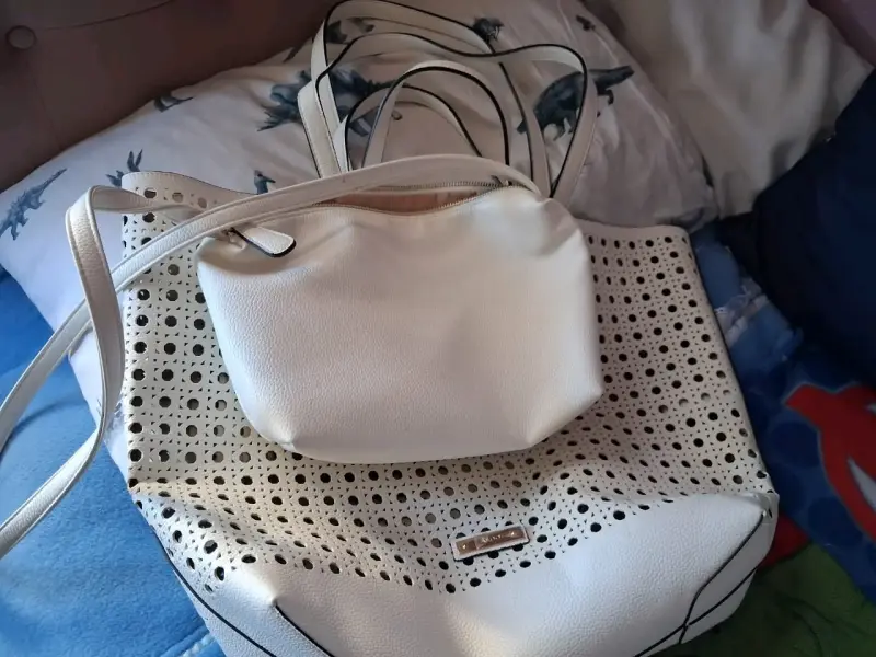 Set de carteras blancas Aldo con diseño calado - 2