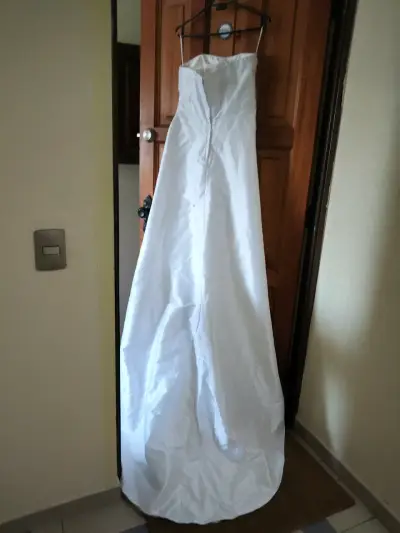 Vestido de novia blanco - miniatura 2