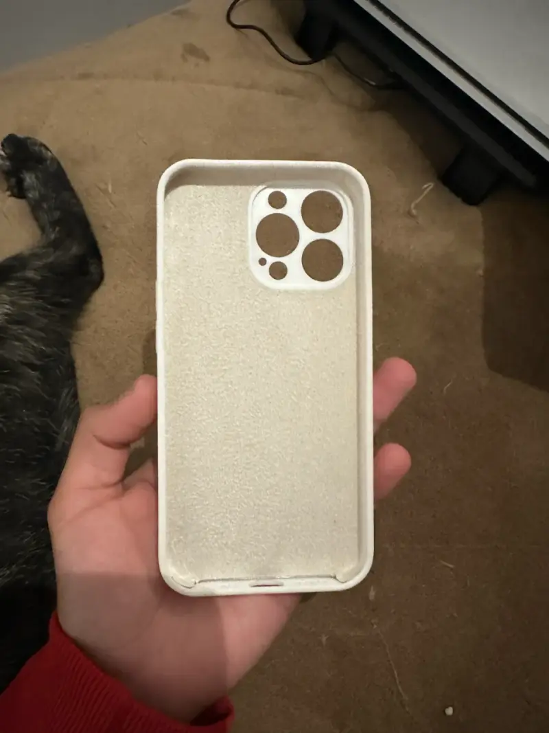 Carcasa protectora blanca para iPhone 13 Pro - 2
