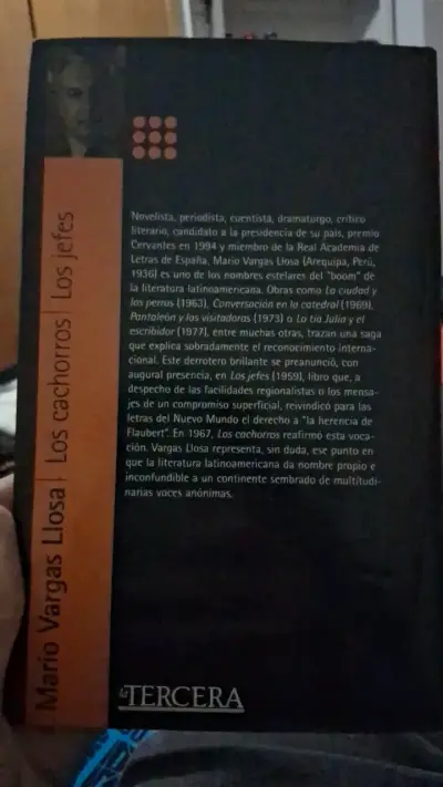 Libro Mario Vargas Llosa Los Cachorros Los Jefes - miniatura 2