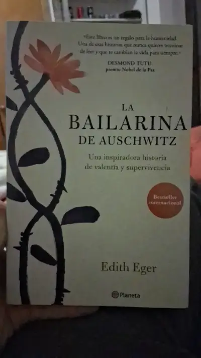 Libro 'La Bailarina de Auschwitz' de Edith Eger - miniatura 1