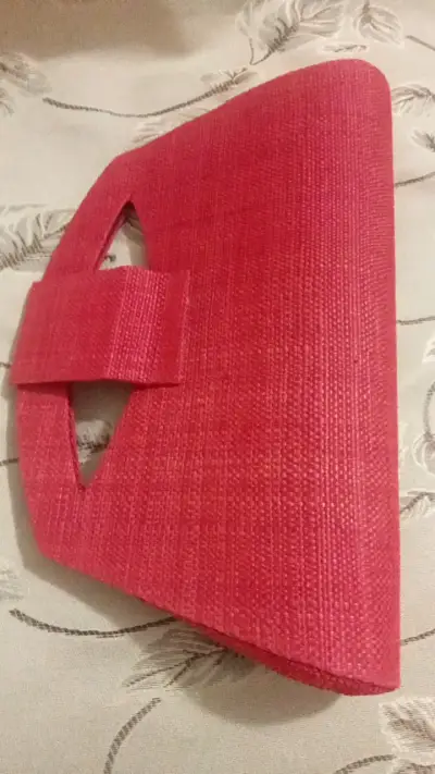 Cartera de mano roja elegante - miniatura 4