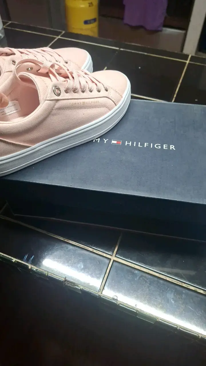 Zapatillas Tommy Hilfiger rosadas talla 39 - 4