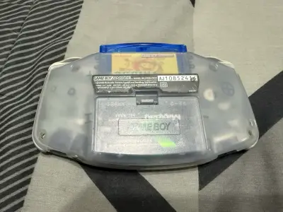 Consola portátil Game Boy Advance transparente - miniatura 2