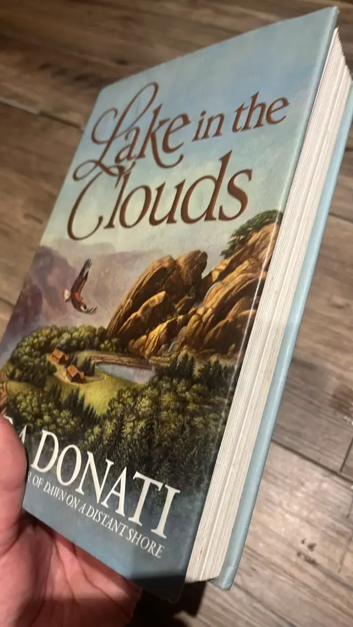 Libro 'Lake in the Clouds' de Sara Donati - 3