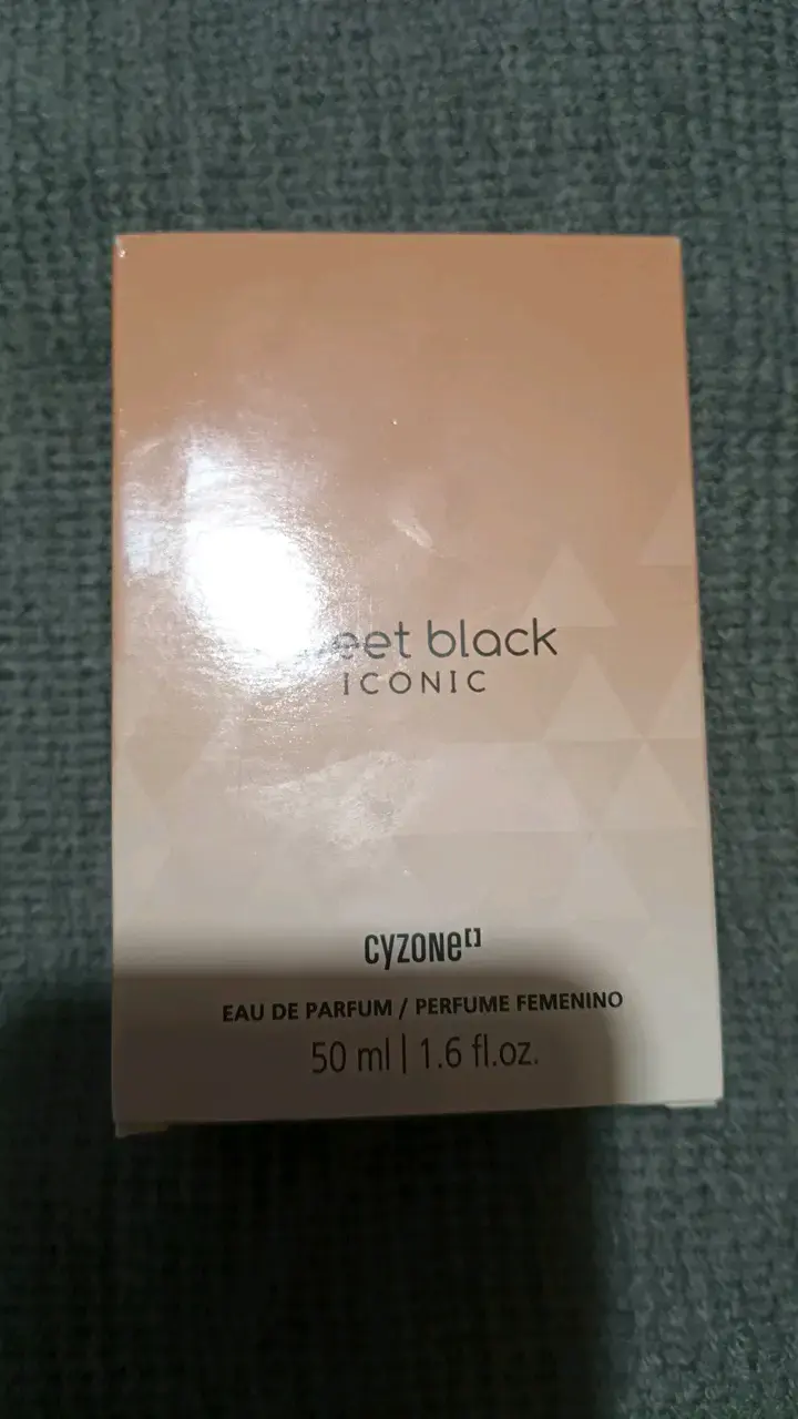 Set de perfumes L'Bel y Cyzone variados
