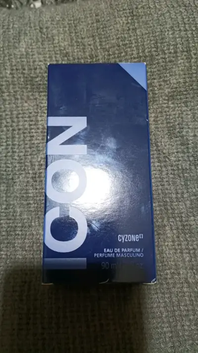 Set de perfumes L'Bel y Cyzone variados - miniatura 2
