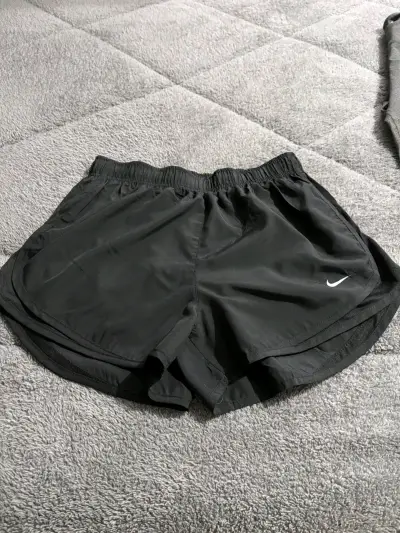 Biker deportivos Under Armour blancos - miniatura 2