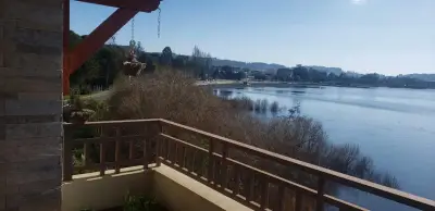 En Villarrica, orilla del Lago, se vende depto 3 d - miniatura 3