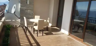 En Villarrica, orilla del Lago, se vende depto 3 d - miniatura 4
