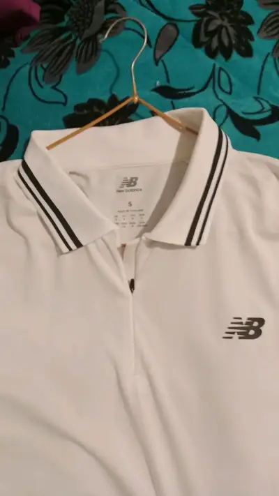 Polera Polo Blanca New Balance Talla S - miniatura 4