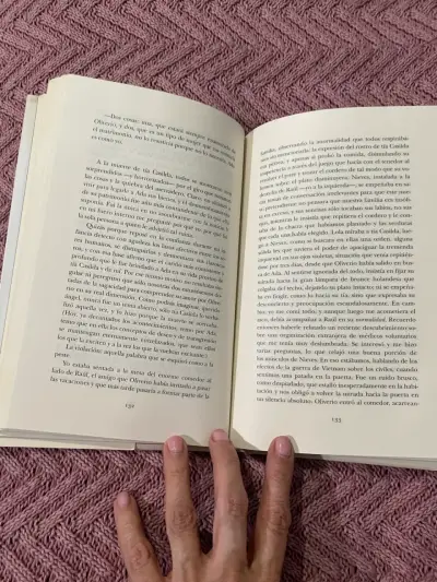 Libro 'Hasta Siempre, Mujercitas' de Marcela Serrano - miniatura 3