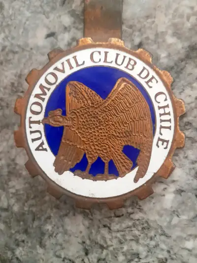 ANTIGUA INSIGNIA AUTOMOVIL CLUB CHILE - miniatura 1