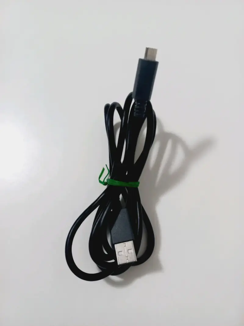 Cable USB Bose para carga y datos - 2
