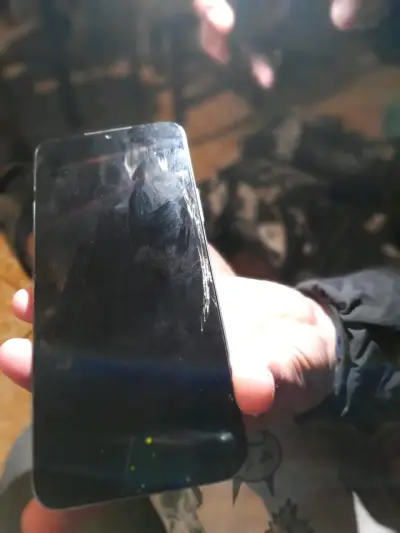 Smartphone Honor X8a 5G con Pantalla Dañada - miniatura 1